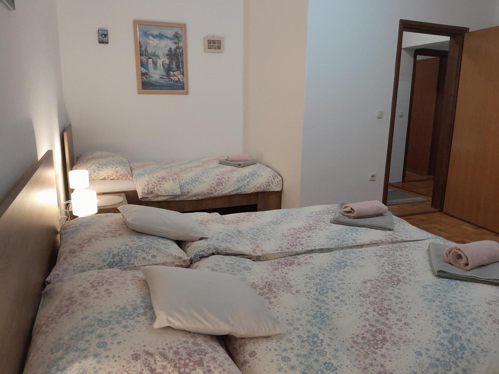 Apartman Kod Dide I Bake Vukovar Exterior photo