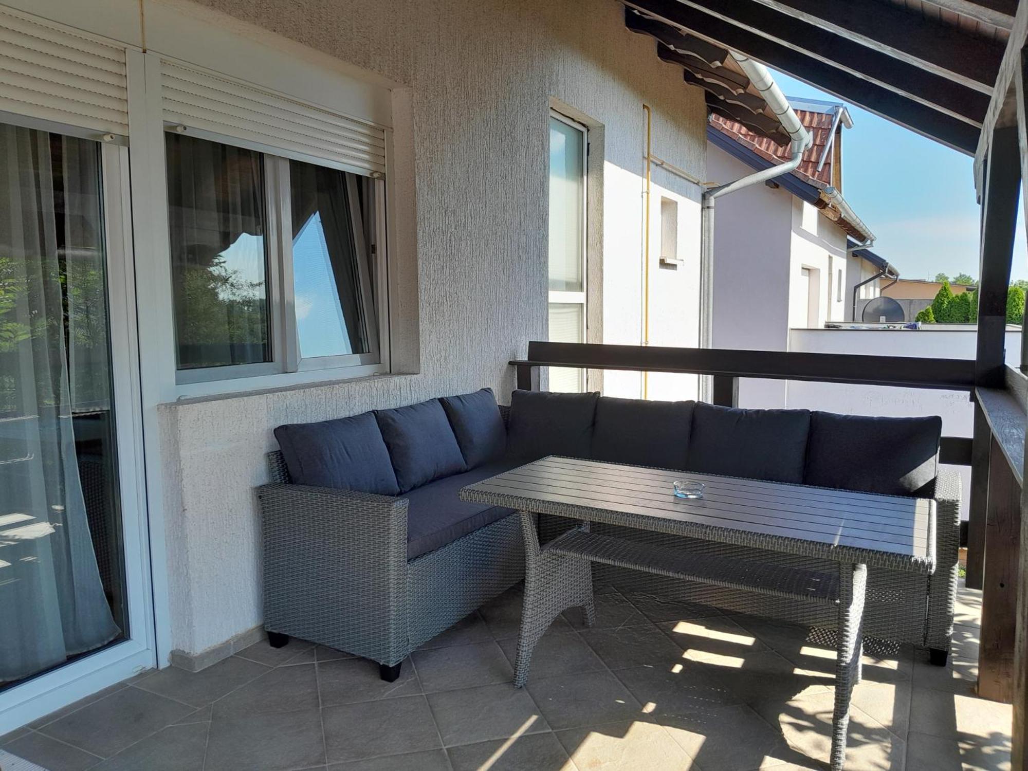Apartman Kod Dide I Bake Vukovar Exterior photo